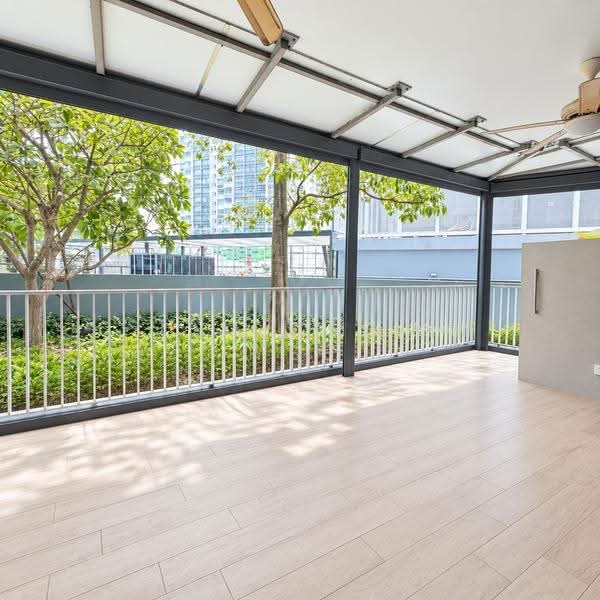 Parc Centros, 84 Punggol Central, Hougang / Punggol / Sengkang, 3 Bedrooms, 1,496 sqft, Condominium For Sale, by Lim Chew Yee, 500278497 - Balcony - PropertyGuru.com.sg