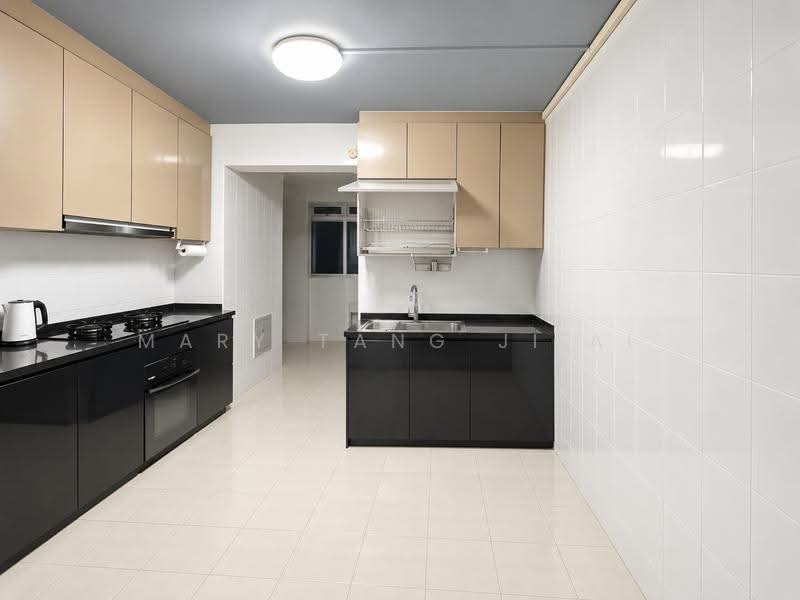 40 Sims Drive, 40 Sims Drive, Eunos / Geylang / Paya Lebar, 3 Bedrooms, 1,108 sqft, HDB Flat For Sale, by Mary Tang Ji'Ai, 500278505 - Kitchen - PropertyGuru.com.sg