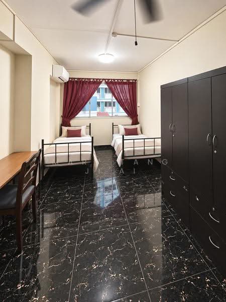 40 Sims Drive, 40 Sims Drive, Eunos / Geylang / Paya Lebar, 3 Bedrooms, 1,108 sqft, HDB Flat For Sale, by Mary Tang Ji'Ai, 500278505 - Bedroom - PropertyGuru.com.sg