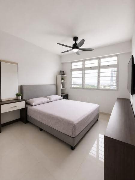 422B Northshore Drive, 422B Northshore Drive, Hougang / Punggol / Sengkang, 3 Bedrooms, 1,001 sqft, HDB Flat For Sale, by Isaac Tan, 500278508 - Bedroom - PropertyGuru.com.sg