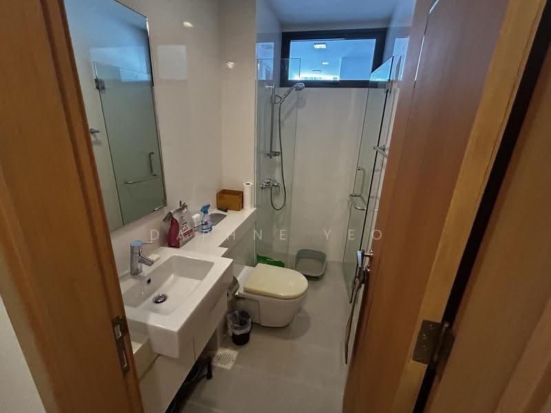 Buckley 18, 18 Buckley Road, Newton / Novena, 3 Bedrooms, 1,518 sqft, Condominium For Sale, by Daphne Yeo, 500278521 - Bathroom - PropertyGuru.com.sg