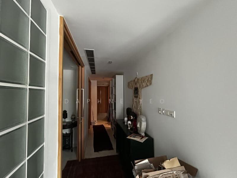 Buckley 18, 18 Buckley Road, Newton / Novena, 3 Bedrooms, 1,518 sqft, Condominium For Sale, by Daphne Yeo, 500278521 - Corridor - PropertyGuru.com.sg