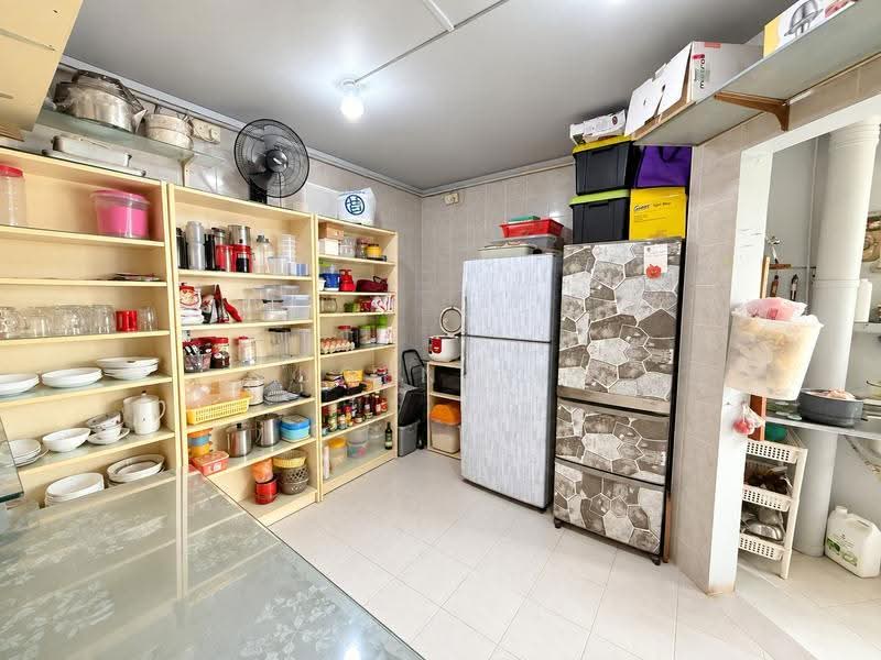 449 Bukit Panjang Ring Road, 449 Bukit Panjang Ring Road, Dairy Farm / Bukit Panjang / Choa Chu Kang, 3 Bedrooms, 1,087 sqft, HDB Flat For Sale, by Eugen Tan, 500278528 - Kitchen - PropertyGuru.com.sg