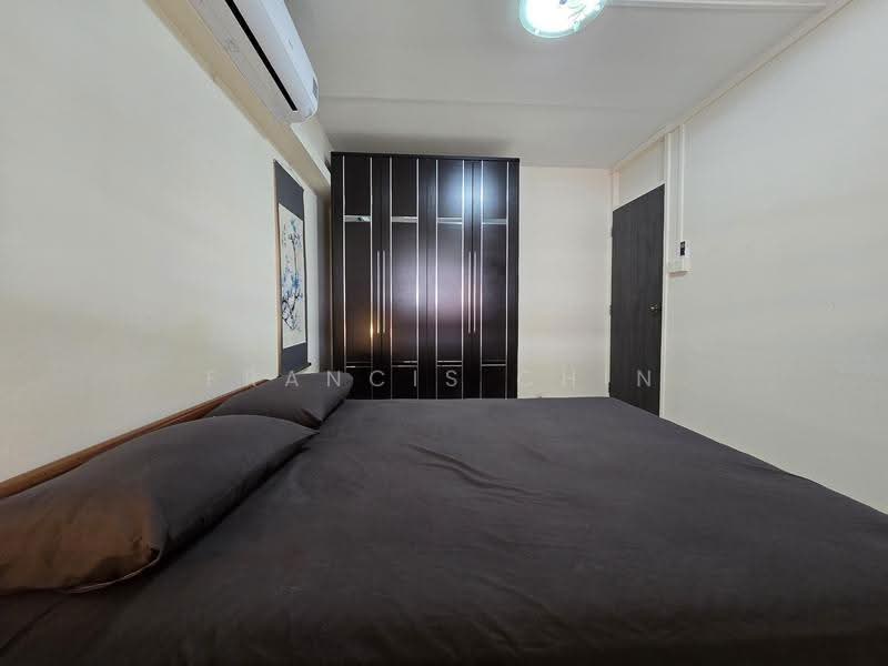 409 Yishun Ring Road, 409 Yishun Ring Road, Sembawang / Yishun, 2 Bedrooms, 796 sqft, HDB Flat For Rent, by Francis Chin, 500278529 - Bedroom - PropertyGuru.com.sg