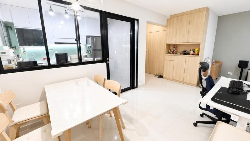 314B Punggol Way, 314B Punggol Way, Hougang / Punggol / Sengkang, 3 Bedrooms, 1,001 sqft, HDB Flat For Sale, by Keith Tan, 500278535 - Kitchen - PropertyGuru.com.sg