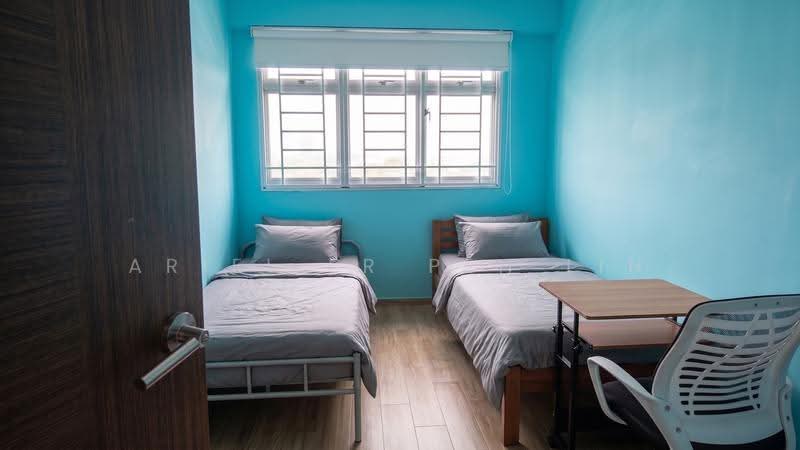 165B Yung Kuang Court, 165B Yung Kuang Road, Boon Lay / Jurong / Tuas, 4 Bedrooms, 1,216 sqft, HDB Flat For Sale, by Ariel Er Peh Lin, 500278552 - Bedroom - PropertyGuru.com.sg