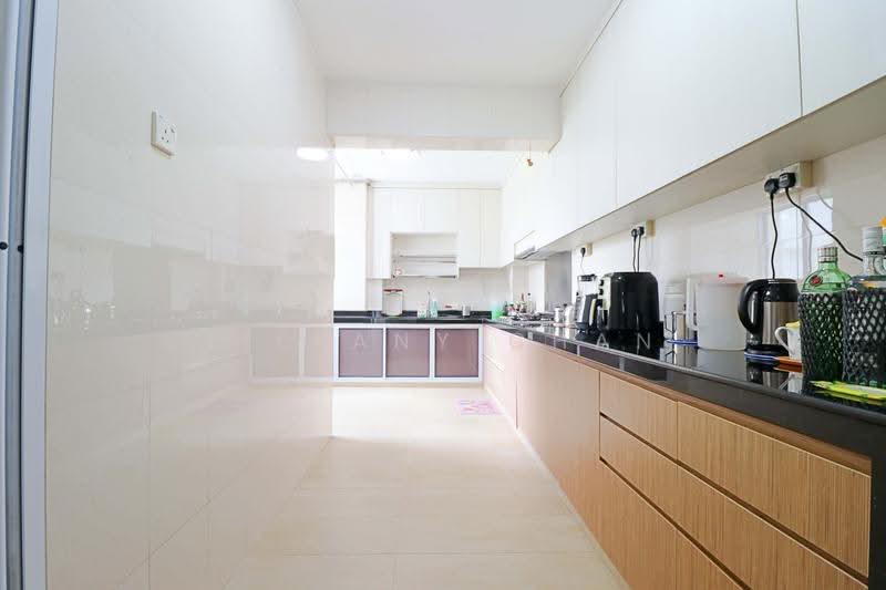 978 Jurong West Street 93, 978 Jurong West Street 93, Boon Lay / Jurong / Tuas, 3 Bedrooms, 1,367 sqft, HDB Flat For Sale, by Tiffany Chan, 500278553 - Kitchen - PropertyGuru.com.sg