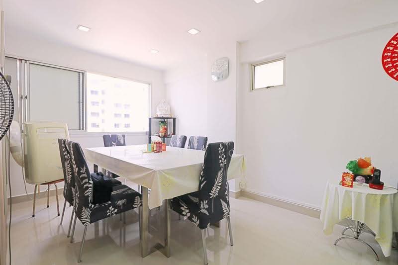 978 Jurong West Street 93, 978 Jurong West Street 93, Boon Lay / Jurong / Tuas, 3 Bedrooms, 1,367 sqft, HDB Flat For Sale, by Tiffany Chan, 500278553 - Dining Room - PropertyGuru.com.sg