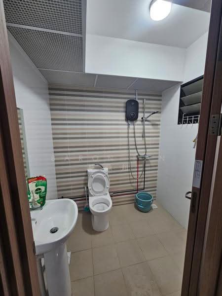 419A Northshore Drive, 419A Northshore Drive, Hougang / Punggol / Sengkang, 3 Bedrooms, 1,012 sqft, HDB Flat For Rent, by Baron Tan 陈鼎超, 500278555 - Bathroom - PropertyGuru.com.sg
