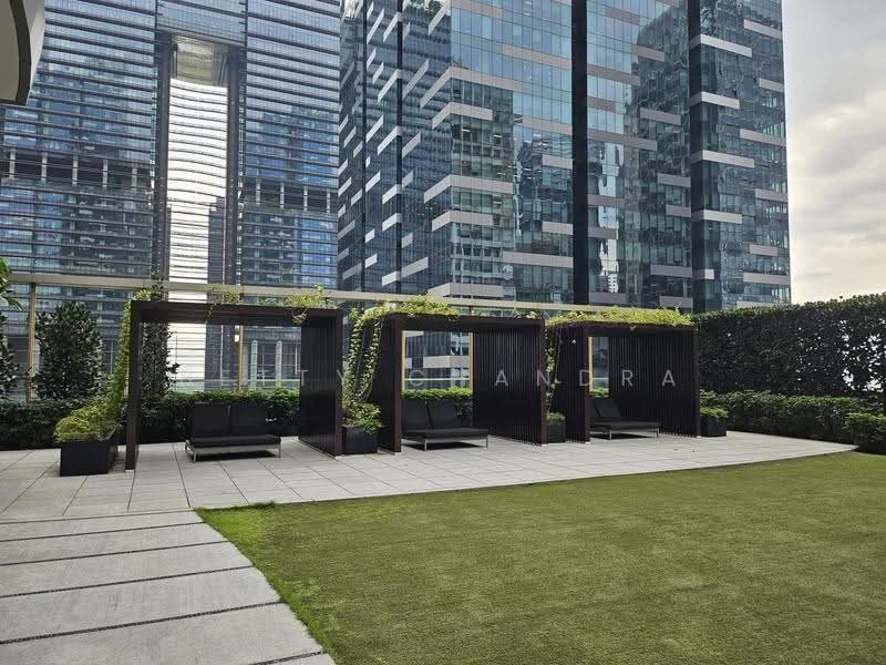 One Shenton, 1 Shenton Way, Boat Quay / Raffles Place / Marina, 1 Bedroom, 1,001 sqft, Condominium For Sale, by Betty Chandra, 500278562 - Exterior - PropertyGuru.com.sg