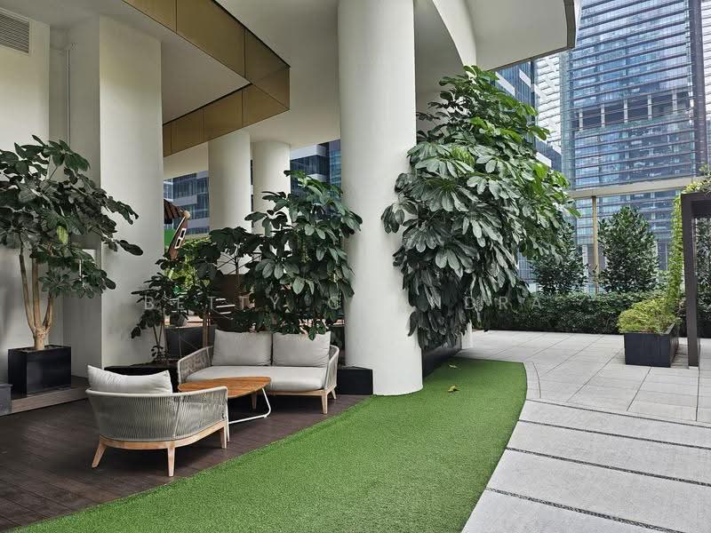One Shenton, 1 Shenton Way, Boat Quay / Raffles Place / Marina, 1 Bedroom, 1,001 sqft, Condominium For Sale, by Betty Chandra, 500278562 - Exterior - PropertyGuru.com.sg