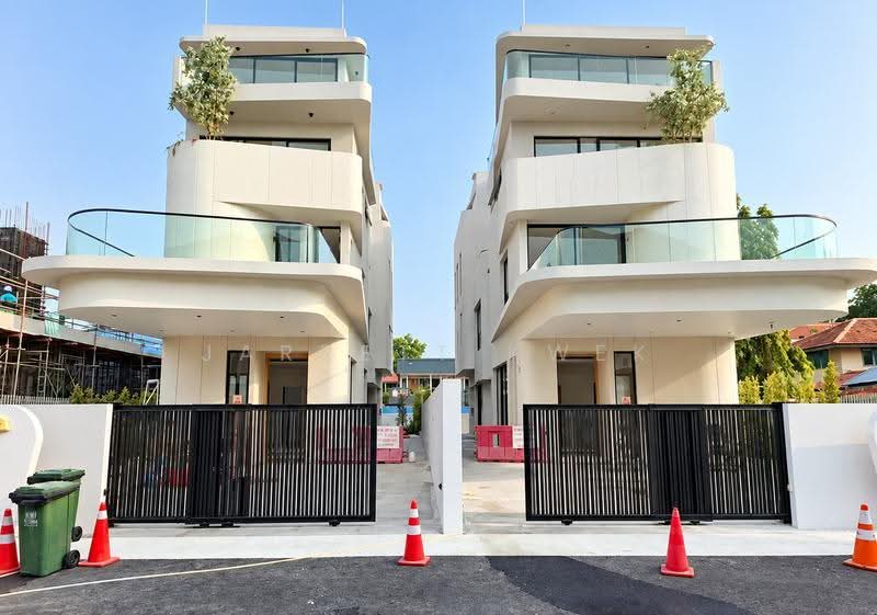 D15 Siglap Detached, Siglap, East Coast / Marine Parade, 5 Bedrooms, 9,280 sqft, Detached House For Sale, by Jarrett Kwek, 500278578 - Exterior - PropertyGuru.com.sg