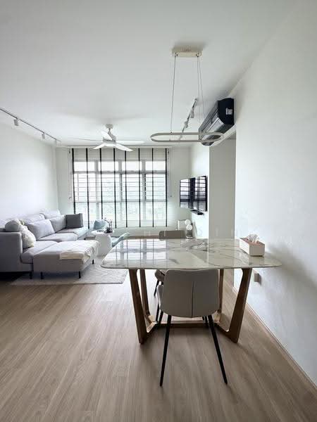 20 Teban Gardens Road, 20 Teban Gardens Road, Boon Lay / Jurong / Tuas, 3 Bedrooms, 990 sqft, HDB Flat For Sale, by Ng Shi Qin, 500278579 - PropertyGuru.com.sg