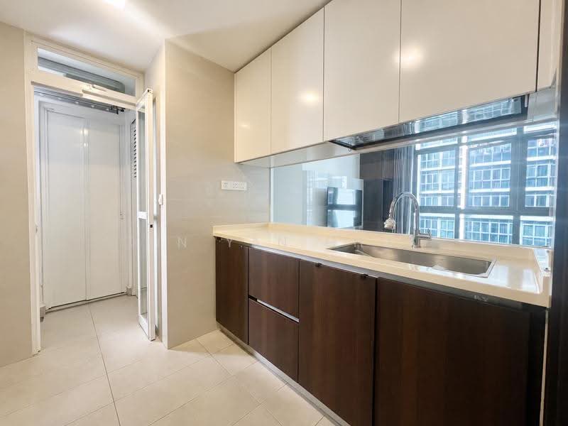 Symphony Suites, 1 Yishun Close, Sembawang / Yishun, 4 Bedrooms, 1,023 sqft, Condominium For Rent, by Xin Yan Chua, 500278585 - Kitchen - PropertyGuru.com.sg