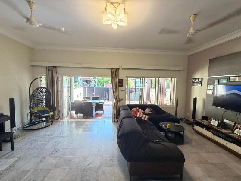 Pasir Ris Beach Park, 72 Pasir Ris Terrace, Pasir Ris / Tampines, 4 Bedrooms, 2,922 sqft, Terraced House For Sale, by Kenneth Kow, 500278591 - PropertyGuru.com.sg