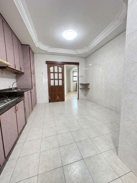 246 Bangkit Road, 246 Bangkit Road, Dairy Farm / Bukit Panjang / Choa Chu Kang, 4 Bedrooms, 1,119 sqft, HDB Flat For Sale, by Aaron Lee李韋樘, 500278594 - Kitchen - PropertyGuru.com.sg