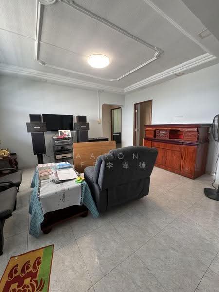 246 Bangkit Road, 246 Bangkit Road, Dairy Farm / Bukit Panjang / Choa Chu Kang, 4 Bedrooms, 1,119 sqft, HDB Flat For Sale, by Aaron Lee李韋樘, 500278594 - Living Room - PropertyGuru.com.sg