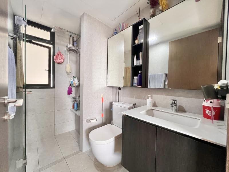 iNz Residence, 68 Choa Chu Kang Avenue 5, Dairy Farm / Bukit Panjang / Choa Chu Kang, 3 Bedrooms, 990 sqft, Condominium For Sale, by Nate Lim, 500278605 - Bathroom - PropertyGuru.com.sg