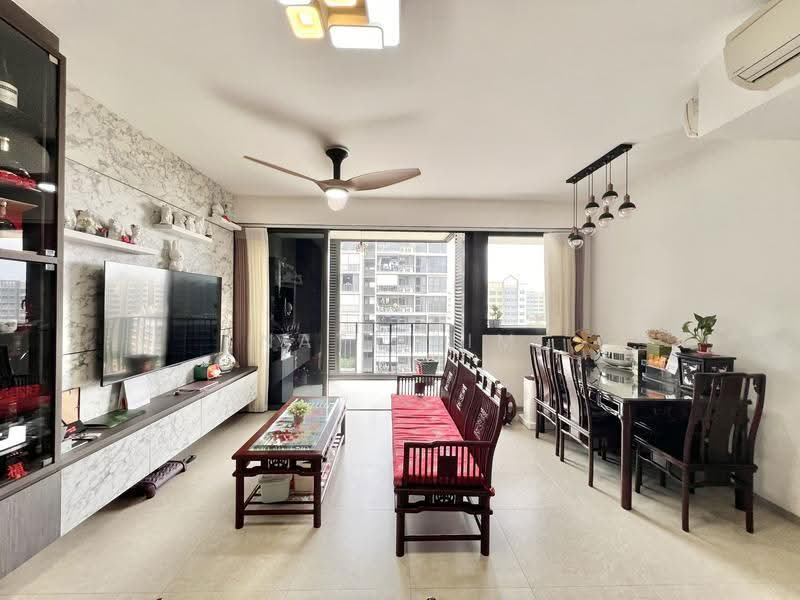 iNz Residence, 68 Choa Chu Kang Avenue 5, Dairy Farm / Bukit Panjang / Choa Chu Kang, 3 Bedrooms, 990 sqft, Condominium For Sale, by Nate Lim, 500278605 - Living Room - PropertyGuru.com.sg