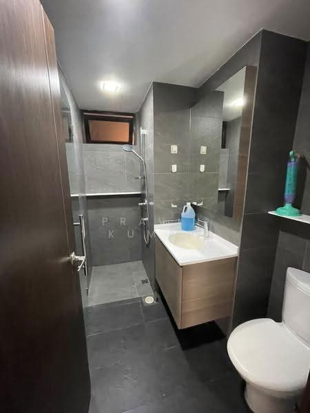 Seasons View, 5 Pemimpin Drive, Ang Mo Kio / Bishan / Thomson, 3 Bedrooms, 1,141 sqft, Condominium For Sale, by Pravin Kumar, 500278610 - Bathroom - PropertyGuru.com.sg