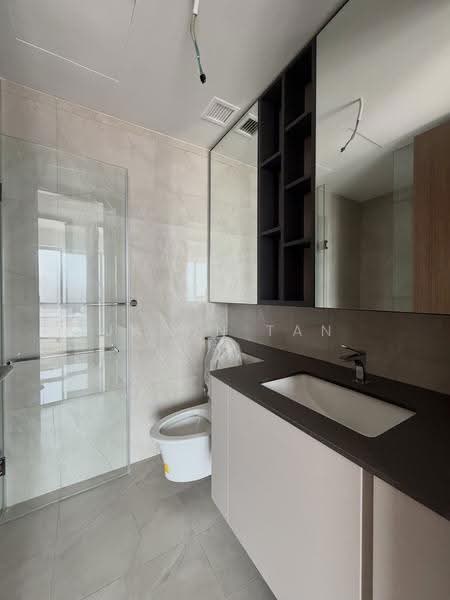 Grand Dunman, 12 Dunman Road, East Coast / Marine Parade, 4 Bedrooms, 1,432 sqft, Condominium For Sale, by Jason Tan, 500278618 - Bathroom - PropertyGuru.com.sg