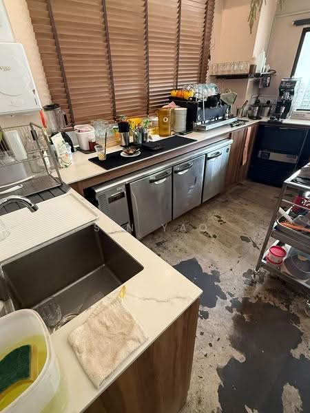 Yeley Building, 730 Upper Serangoon Road, Hougang / Punggol / Sengkang, 1,421 sqft, Food & Beverage For Rent, by Sin Yao, 500278622 - Kitchen - CommercialGuru.com.sg