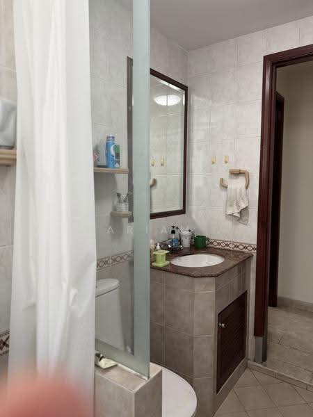 Yew Mei Green, 50 Choa Chu Kang North 6, Dairy Farm / Bukit Panjang / Choa Chu Kang, 3 Bedrooms, 1,335 sqft, Condominium For Sale, by Mariam ., 500278627 - Bathroom - PropertyGuru.com.sg
