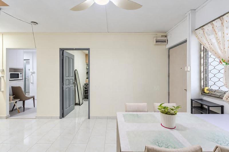 538 Hougang Street 52, 538 Hougang Street 52, Hougang / Punggol / Sengkang, 4 Bedrooms, 1,582 sqft, HDB Flat For Sale, by Thomas Lim, 500278637 - Living Room - PropertyGuru.com.sg