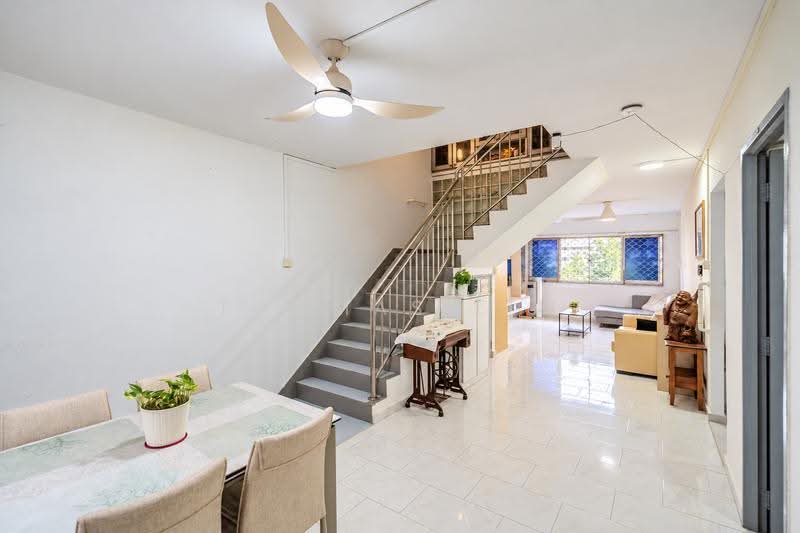 538 Hougang Street 52, 538 Hougang Street 52, Hougang / Punggol / Sengkang, 4 Bedrooms, 1,582 sqft, HDB Flat For Sale, by Thomas Lim, 500278637 - Dining Room - PropertyGuru.com.sg