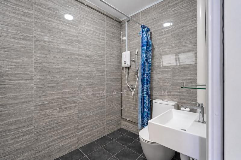 538 Hougang Street 52, 538 Hougang Street 52, Hougang / Punggol / Sengkang, 4 Bedrooms, 1,582 sqft, HDB Flat For Sale, by Thomas Lim, 500278637 - Bathroom - PropertyGuru.com.sg