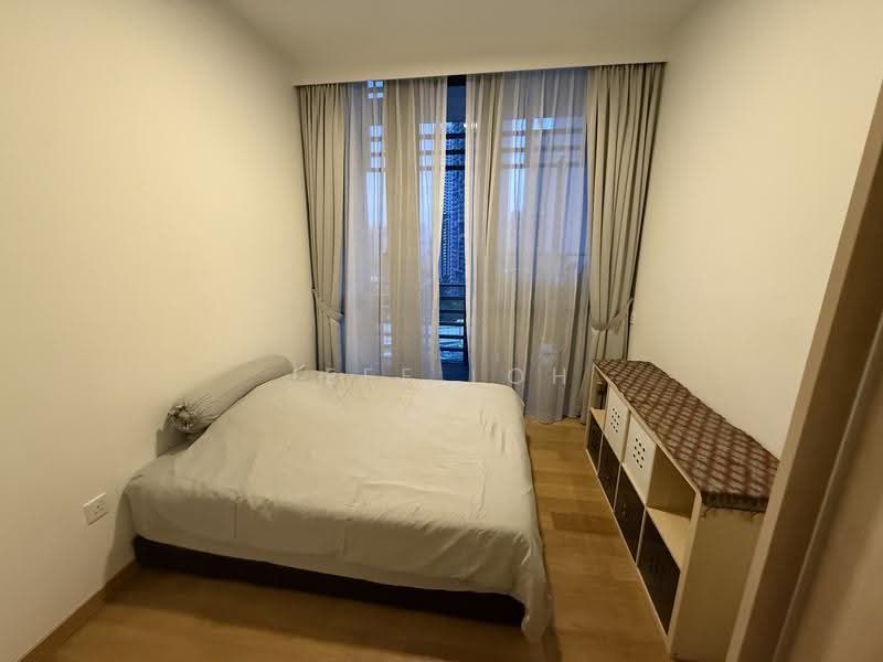 The Crest, 103 Prince Charles Crescent, Alexandra / Commonwealth, Room Rental, 120 sqft, Condominium For Rent, by Jeff Loh, 500278642 - Bedroom - PropertyGuru.com.sg