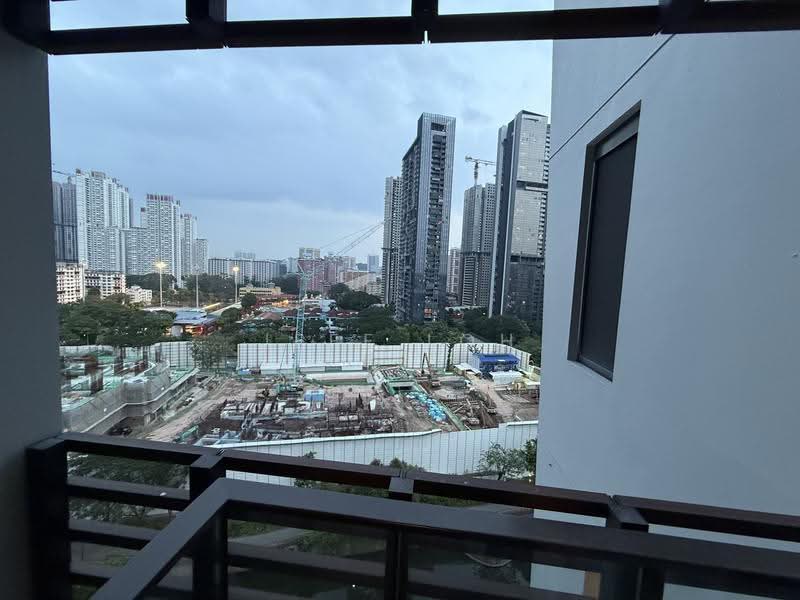 The Crest, 103 Prince Charles Crescent, Alexandra / Commonwealth, Room Rental, 120 sqft, Condominium For Rent, by Jeff Loh, 500278642 - View - PropertyGuru.com.sg