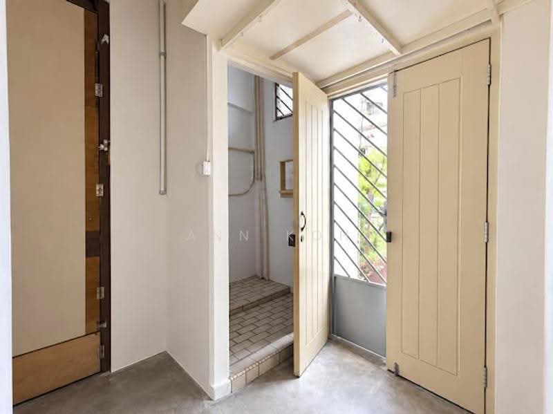 157 Bukit Batok Street 11, Dairy Farm / Bukit Panjang / Choa Chu Kang, 1,593 sqft, Shop / Shophouse For Sale, by Ann Koh, 500278643 - Entrance - CommercialGuru.com.sg