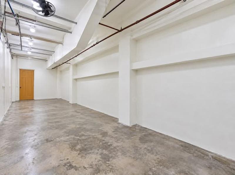 157 Bukit Batok Street 11, Dairy Farm / Bukit Panjang / Choa Chu Kang, 1,593 sqft, Shop / Shophouse For Sale, by Ann Koh, 500278643 - Interior - CommercialGuru.com.sg