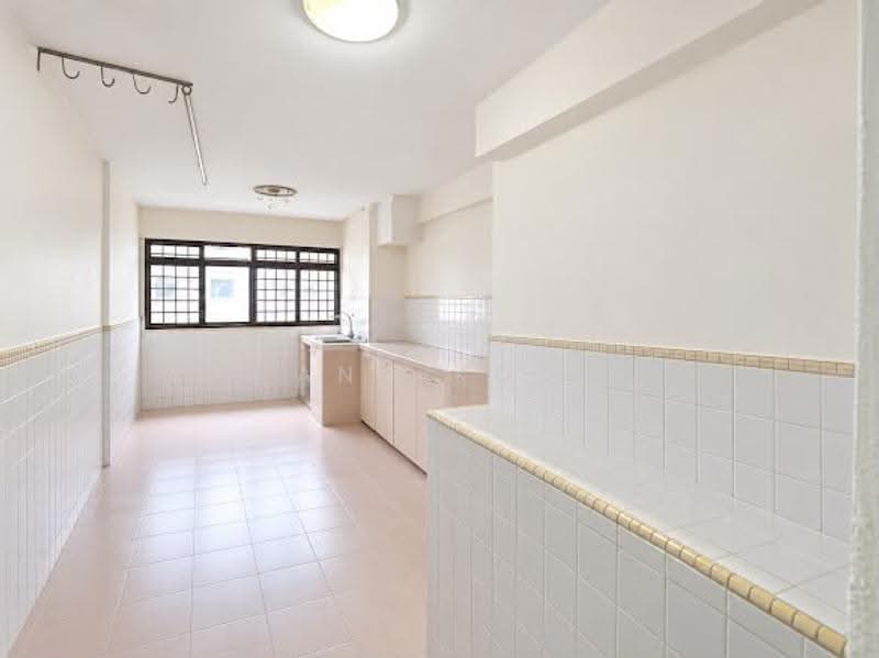 157 Bukit Batok Street 11, Dairy Farm / Bukit Panjang / Choa Chu Kang, 1,593 sqft, Shop / Shophouse For Sale, by Ann Koh, 500278643 - Kitchen - CommercialGuru.com.sg