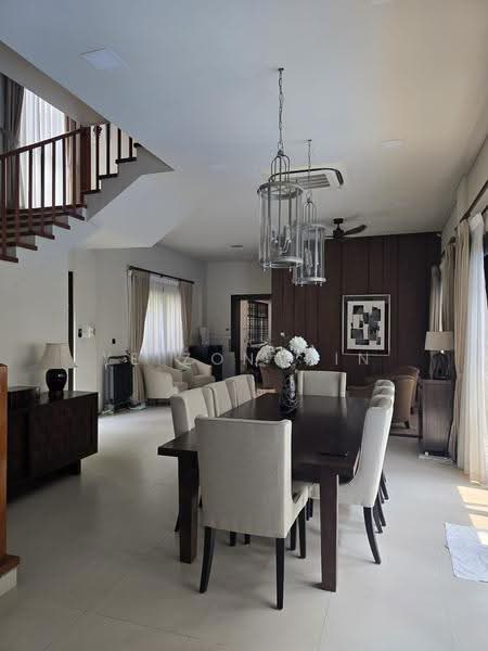 Trevose Crescent, Trevose Crescent, Newton / Novena, 5 Bedrooms, 5,188 sqft, Detached House For Sale, by Ye Zongxin, 500278645 - Dining Room - PropertyGuru.com.sg