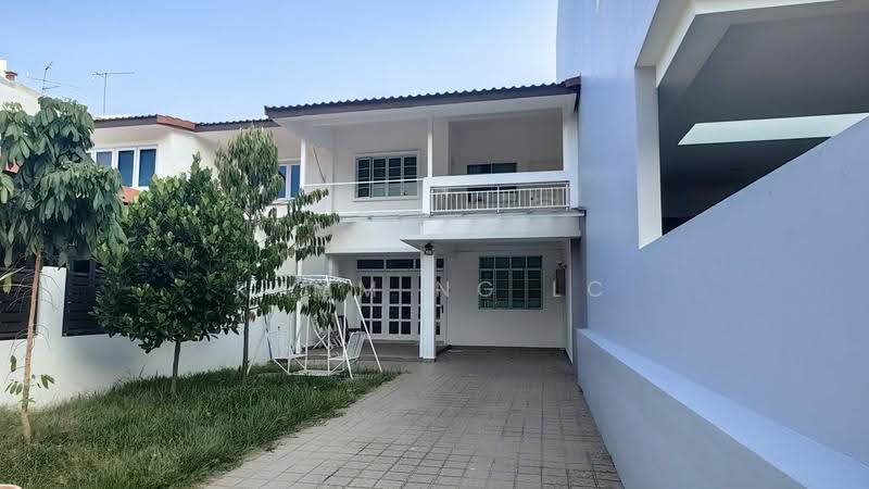Sarina Terrace, Lorong Sarina, Eunos / Geylang / Paya Lebar, 4 Bedrooms, 2,900 sqft, Terraced House For Sale, by Kymm Ng LC, 500278648 - Exterior - PropertyGuru.com.sg