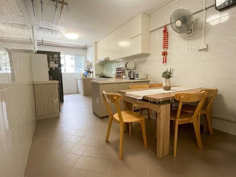 523 Bedok North Street 3, 523 Bedok North Street 3, Bedok / Upper East Coast, 3 Bedrooms, 990 sqft, HDB Flat For Sale, by Vincent Chen, 500278652 - Kitchen - PropertyGuru.com.sg
