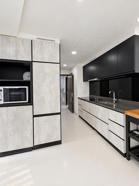 The Rise @ Oxley - Residences, 71 Oxley Rise, Orchard / River Valley, 2 Bedrooms, 923 sqft, Apartment For Rent, by Veralynn Tan, 500278653 - Kitchen - PropertyGuru.com.sg