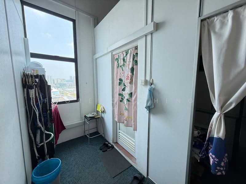 Tradehub 21, 18 Boon Lay Way, Boon Lay / Jurong / Tuas, 1,485 sqft, Light Industrial (B1) For Rent, by Florence Zheng Zhen, 500278673 - Interior - CommercialGuru.com.sg