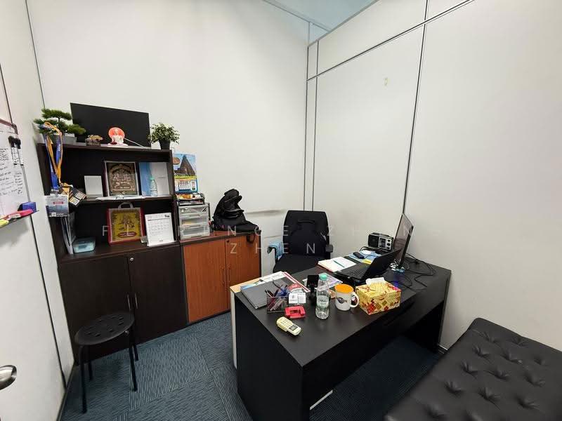Tradehub 21, 18 Boon Lay Way, Boon Lay / Jurong / Tuas, 1,485 sqft, Light Industrial (B1) For Rent, by Florence Zheng Zhen, 500278673 - Study - CommercialGuru.com.sg