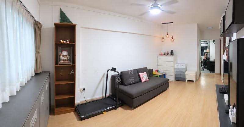 108 Jalan Bukit Merah, 108 Jalan Bukit Merah, Alexandra / Commonwealth, 2 Bedrooms, 796 sqft, HDB Flat For Sale, by Jackson Tan 陈涣乐, 500278681 - Living Room - PropertyGuru.com.sg