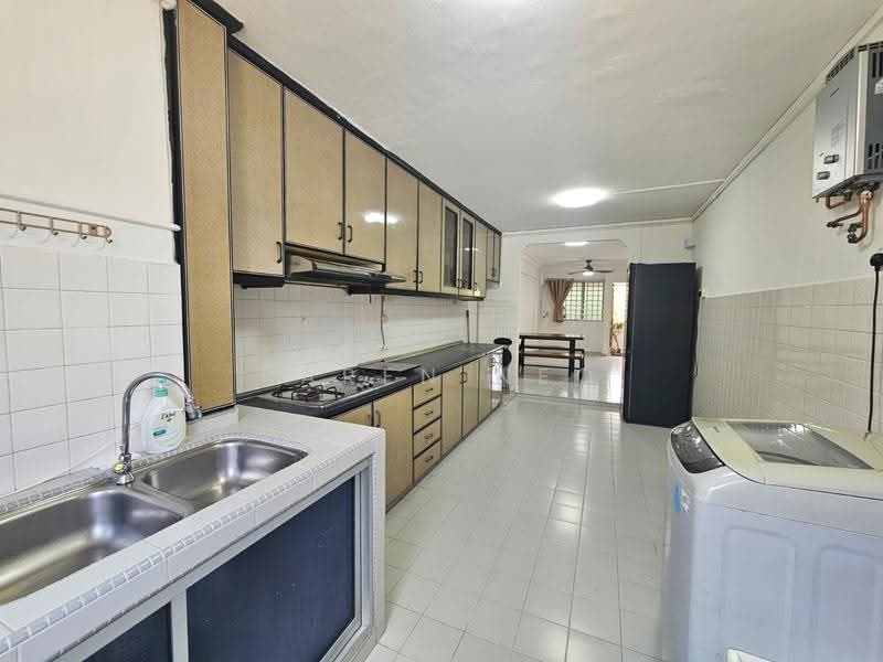 513 Ang Mo Kio Avenue 8, 513 Ang Mo Kio Avenue 8, Ang Mo Kio / Bishan / Thomson, Room Rental, 200 sqft, HDB Flat For Rent, by Karen Neo, 500278683 - Kitchen - PropertyGuru.com.sg