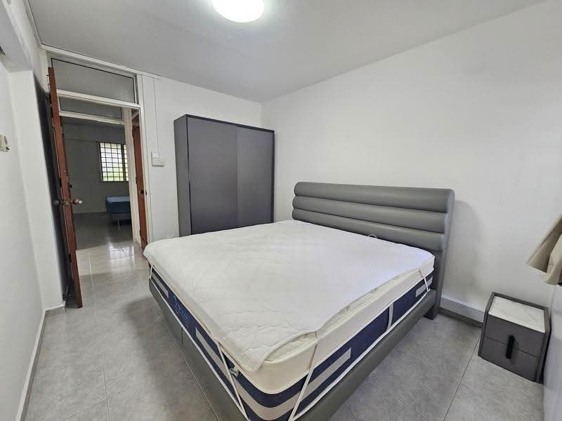 513 Ang Mo Kio Avenue 8, 513 Ang Mo Kio Avenue 8, Ang Mo Kio / Bishan / Thomson, Room Rental, 200 sqft, HDB Flat For Rent, by Karen Neo, 500278683 - Bedroom - PropertyGuru.com.sg