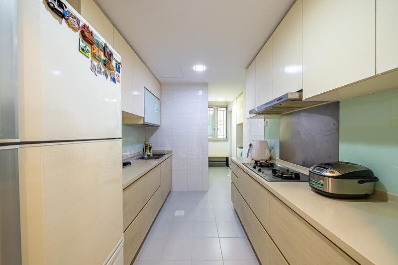 The Elysia, 6 Mar Thoma Road, Balestier / Toa Payoh, 3 Bedrooms, 1,163 sqft, Condominium For Sale, by Eunice Lam, 500278684 - Kitchen - PropertyGuru.com.sg
