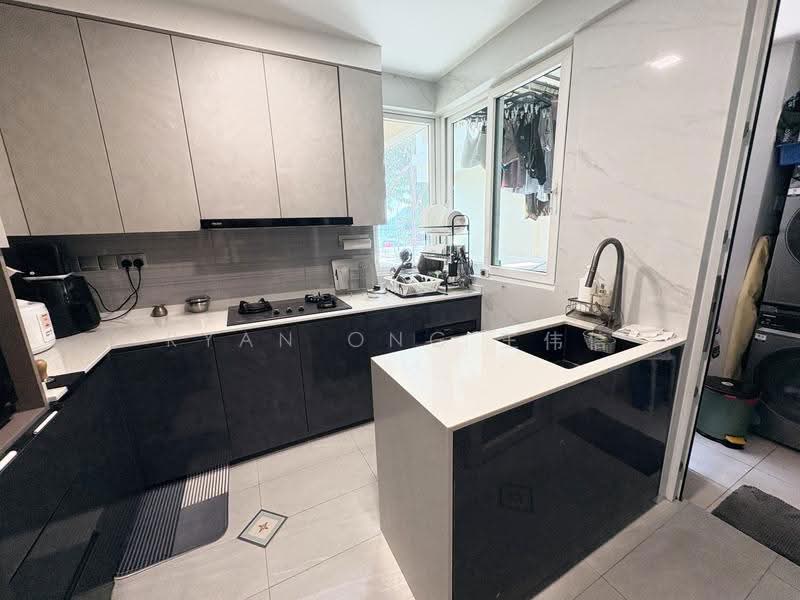 Edelweiss Park Condo, 90 Flora Road, Changi Airport / Changi Village, 3 Bedrooms, 1,281 sqft, Condominium For Sale, by Ryan Ong 王伟信, 500278699 - Kitchen - PropertyGuru.com.sg