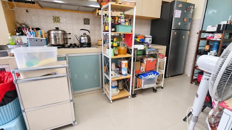 12 Telok Blangah Crescent, 12 Telok Blangah Crescent, Harbourfront / Telok Blangah, 2 Bedrooms, 635 sqft, HDB Flat For Sale, by Patrick Kuah, 500278703 - Kitchen - PropertyGuru.com.sg