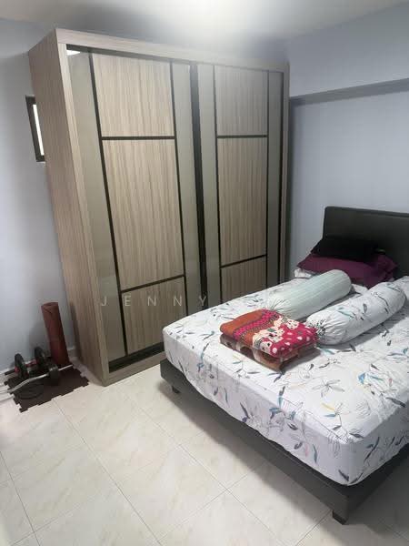 286A Toh Guan Road, 286A Toh Guan Road, Boon Lay / Jurong / Tuas, 3 Bedrooms, 1,113 sqft, HDB Flat For Sale, by Jenny Lim, 500278706 - Master Bedroom - PropertyGuru.com.sg