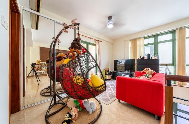 Windermere, 32 Choa Chu Kang Street 64, Dairy Farm / Bukit Panjang / Choa Chu Kang, 5 Bedrooms, 2,756 sqft, Condominium For Sale, by Eunice Lam, 500278716 - Living Room - PropertyGuru.com.sg