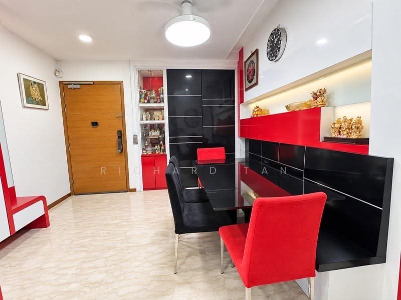 The Jade, 9 Bukit Batok Central Link, Dairy Farm / Bukit Panjang / Choa Chu Kang, 4 Bedrooms, 1,475 sqft, Condominium For Sale, by Richard Tan, 500278723 - PropertyGuru.com.sg